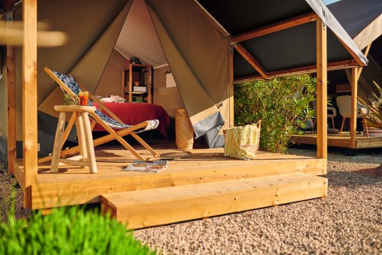 extérieur mini wood lodge 8-1 lodges ciat